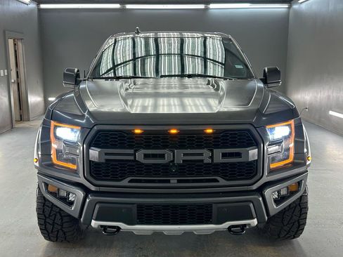 Used 2019 Ford F150 Raptor w/ Equipment Group 802A Luxury AWD/4WD image 2