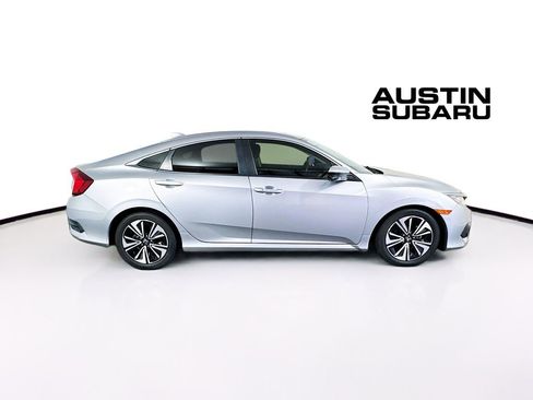Used 2018 Honda Civic EX-T image 8