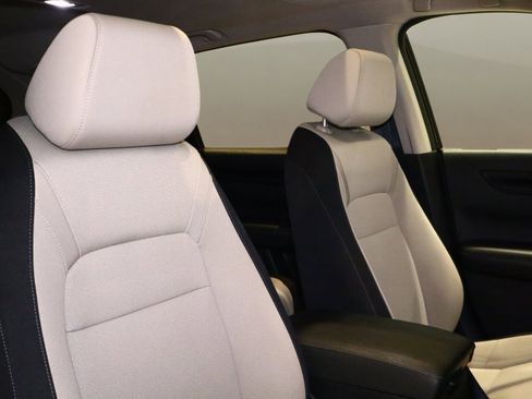 Used 2023 Honda CR-V EX image 19