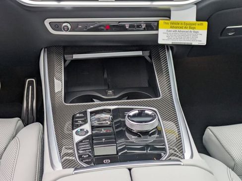 New 2026 BMW X5 M60i image 21