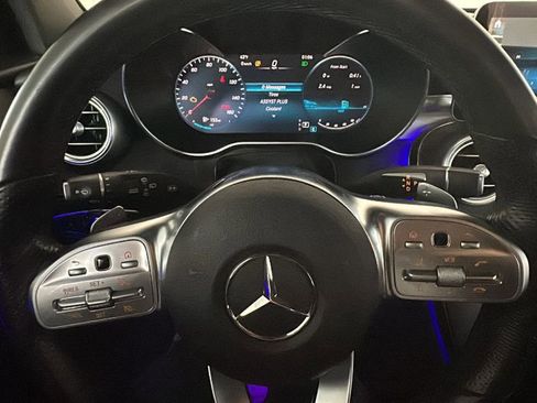Used 2021 Mercedes-Benz GLC 300 image 29