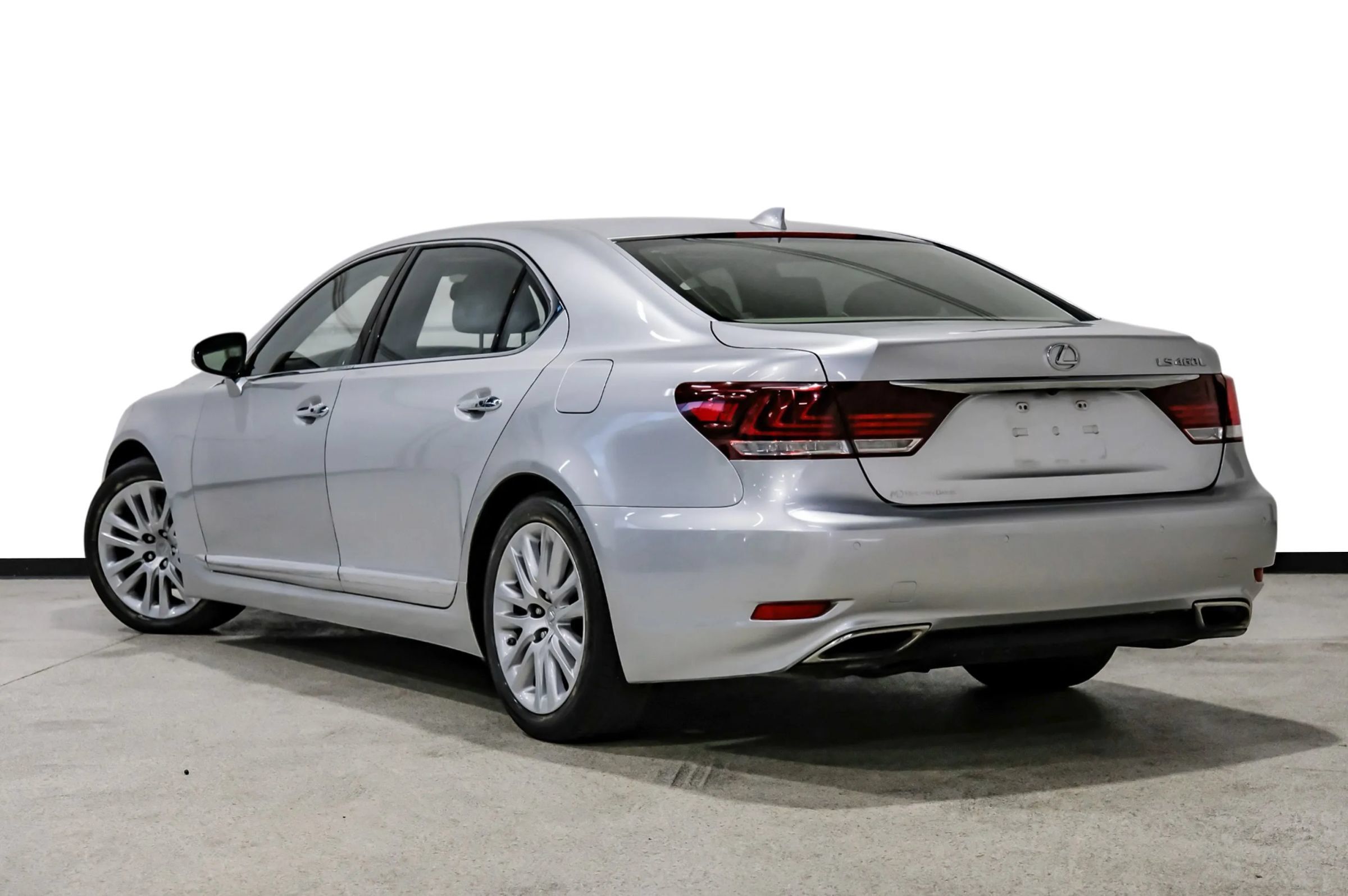 Used 2015 Lexus LS 460 L RWD image 8