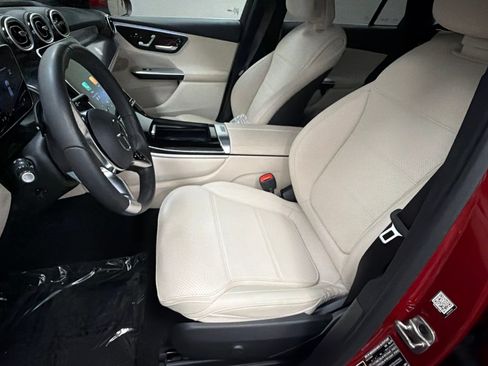 Certified 2026 Mercedes-Benz GLC 300 image 25