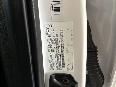 Used 2016 Ford F150 Lariat w/ Equipment Group 502A Luxury image 33