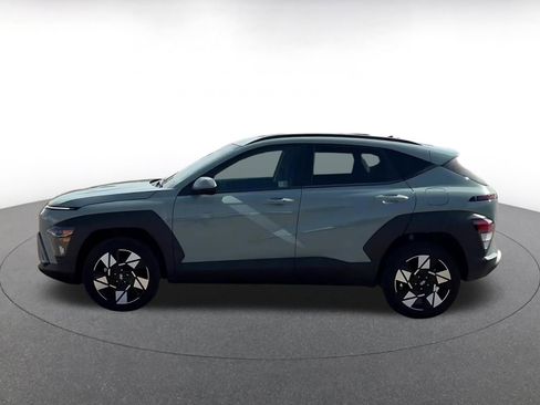 Used 2025 Hyundai Kona SEL image 9