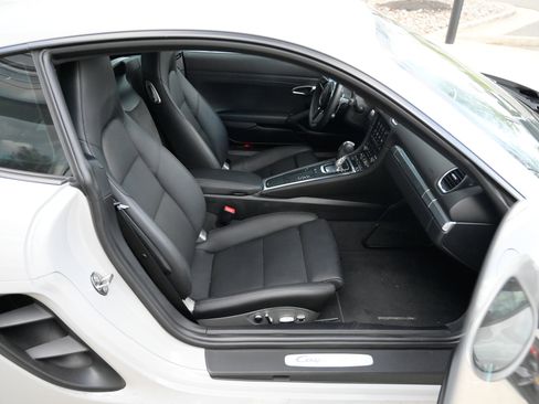 Used 2019 Porsche 718 Cayman S image 39