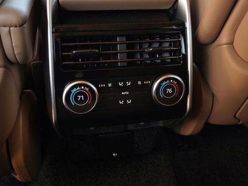 New 2026 Land Rover Range Rover Long Wheelbase Autobiography AWD/4WD image 35