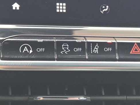 Used 2023 Jeep Compass Latitude w/ Convenience Group image 6