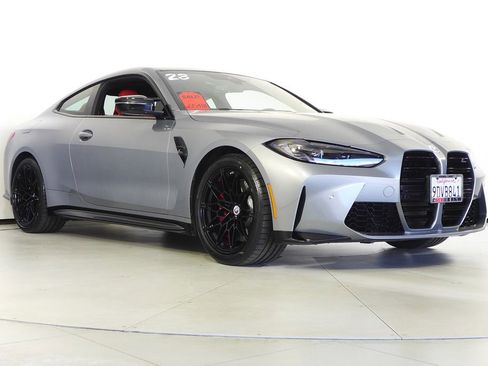 Used 2023 BMW M4 Competition image 4