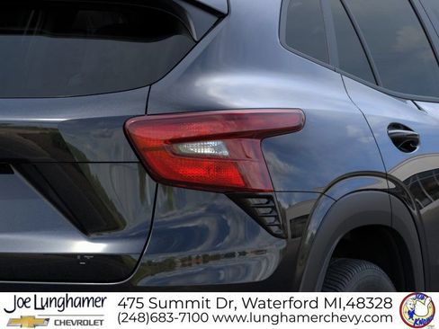 New 2026 Chevrolet Trax LT w/ Driver Confidence Package FWD image 11