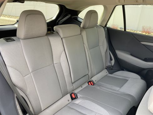 Used 2025 Subaru Outback Premium image 20