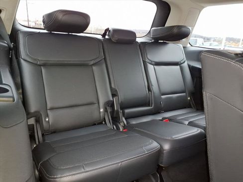 Certified 2025 Ford Expedition Platinum w/ Driver's Package image 11