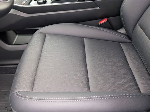 New 2026 Chevrolet Equinox LT w/ Convenience Package II image 23