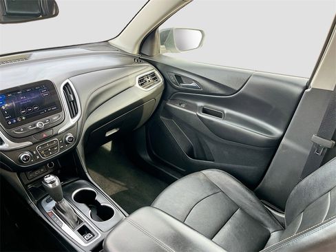 Used 2020 Chevrolet Equinox Premier w/ Premier Redline Edition image 22