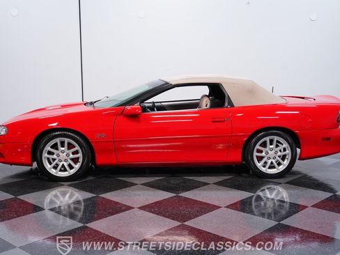 Used 2002 Chevrolet Camaro Z28 w/ SS Performance/Appearance Pkg RWD image 2