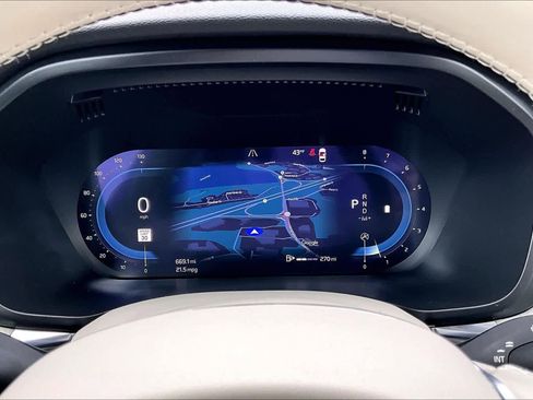 Certified 2023 Volvo XC60 B5 Plus w/ Protection Package Premier image 25