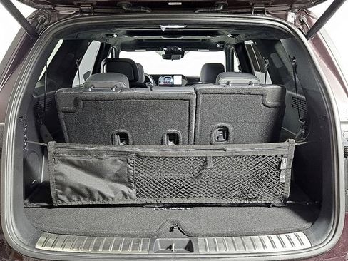 Used 2023 Hyundai Palisade Calligraphy image 31