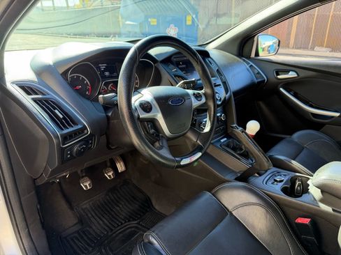 Used 2013 Ford Focus ST image 12