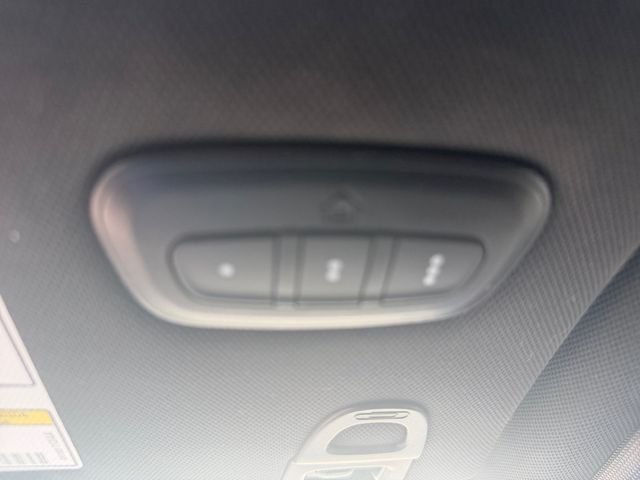 Certified 2023 Jeep Compass Latitude w/ Sun and Sound Group AWD/4WD image 15