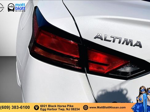 Certified 2023 Nissan Altima 2.5 SR FWD image 27
