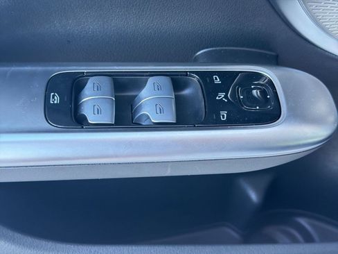Used 2026 Mercedes-Benz C 300 Sedan image 19