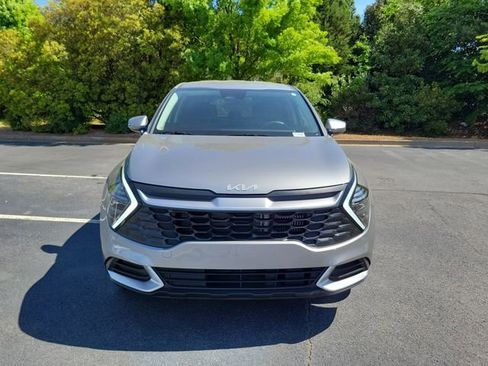 Certified 2025 Kia Sportage LX FWD image 2