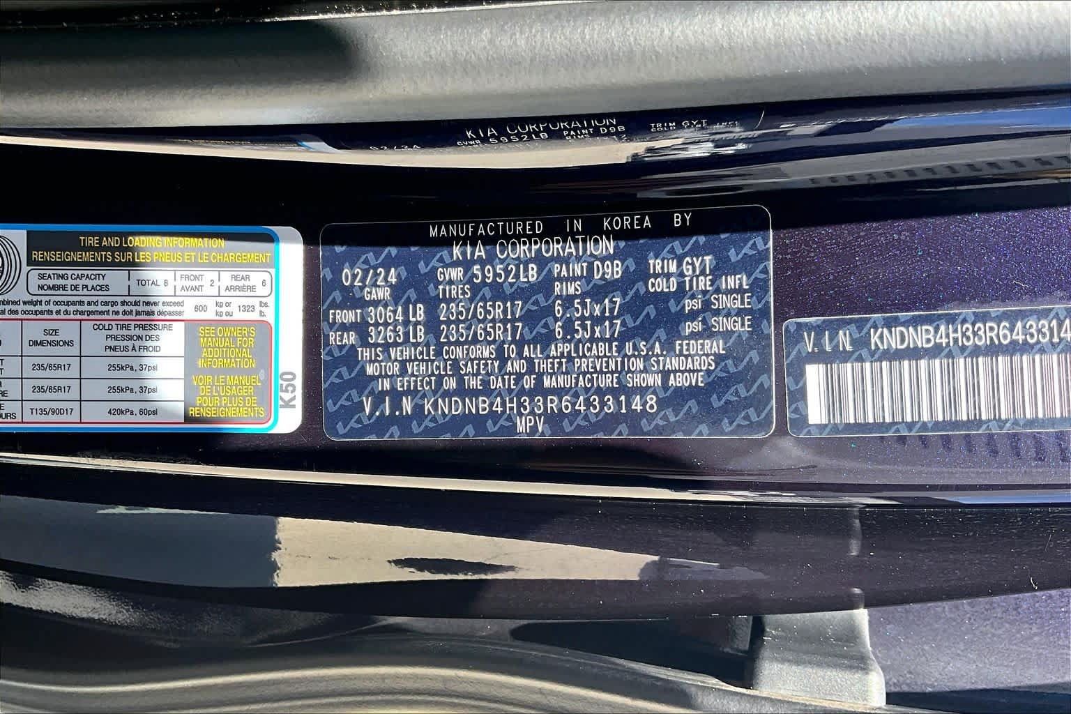 Used 2024 Kia Carnival LX FWD image 31