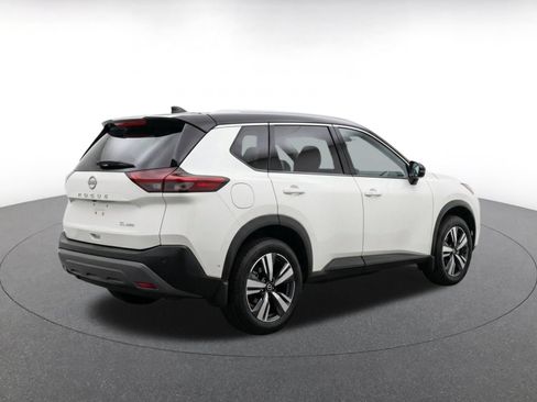Used 2026 Nissan Rogue SL AWD/4WD image 9