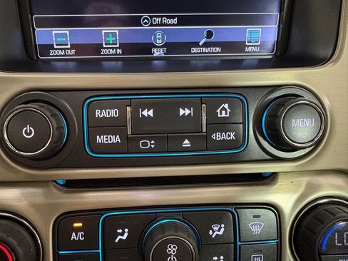 Used 2020 GMC Yukon Denali w/ Denali Ultimate Package RWD image 31