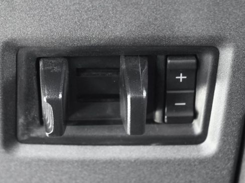 Used 2017 Ford F550 XL image 28