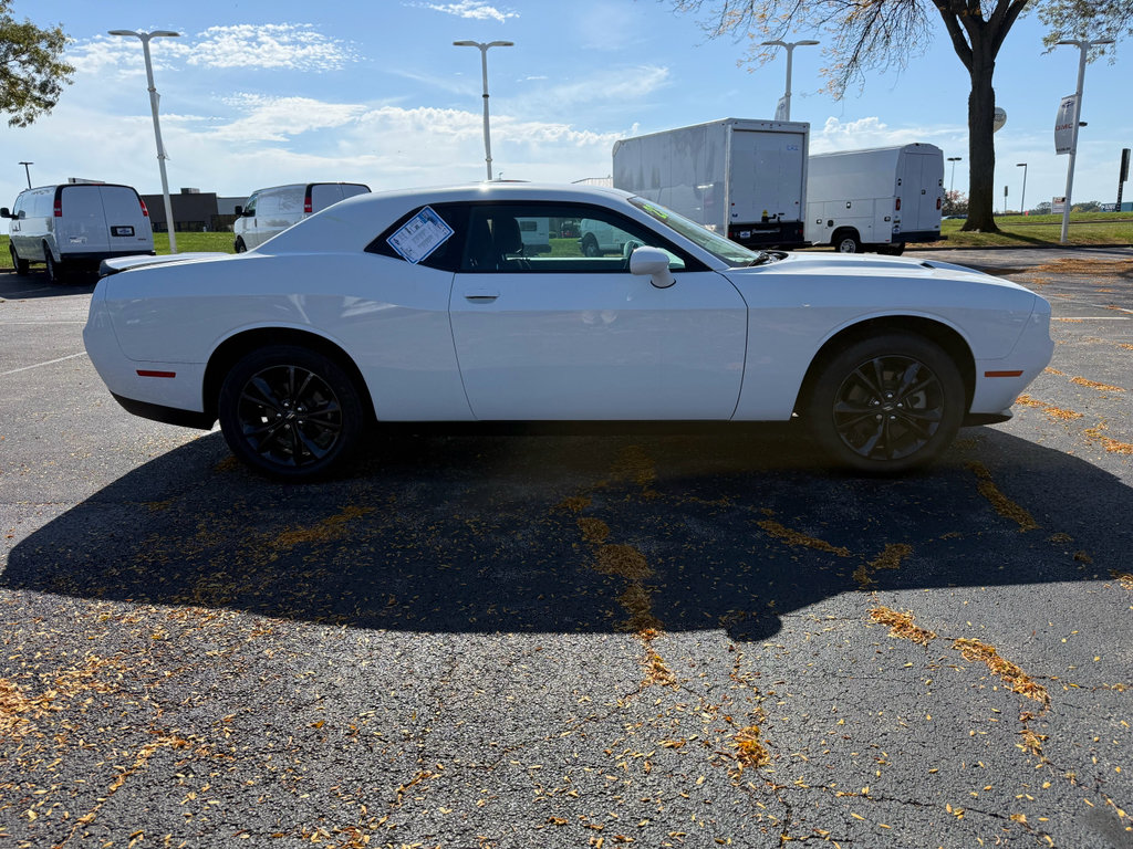 Used 2023 Dodge Challenger SXT w/ Blacktop Package AWD/4WD image 5