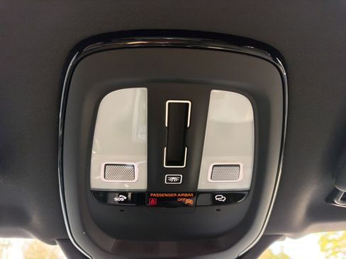 Used 2026 Volvo XC90 T8 Plus w/ Protection Package Premier image 29