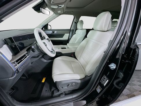 New 2026 Hyundai Santa Fe Limited FWD image 16