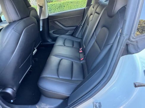 Used 2022 Tesla Model 3 Long Range image 14