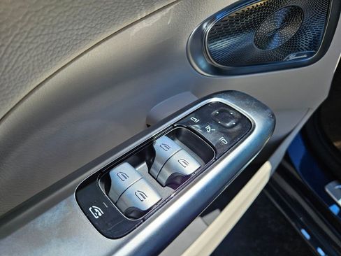 New 2026 Mercedes-Benz C 300 4MATIC Sedan image 15