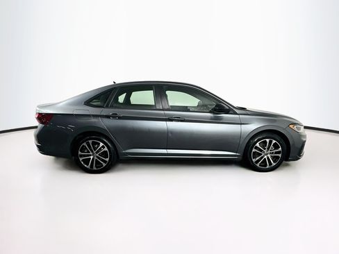 Used 2025 Volkswagen Jetta Sport FWD image 10
