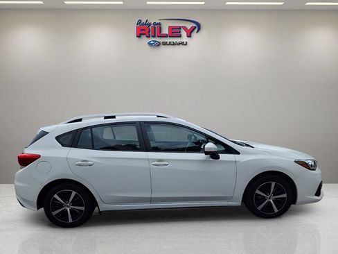 Used 2022 Subaru Impreza 2.0i Premium AWD/4WD image 6