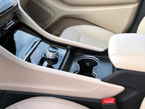 New 2025 Jeep Grand Cherokee Limited image 11