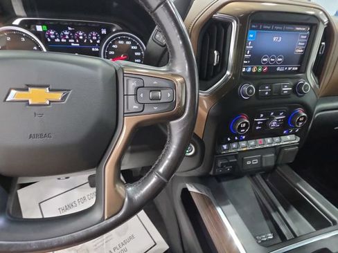 Used 2021 Chevrolet Silverado 3500 High Country w/ Z71 Off-Road Package AWD/4WD image 17