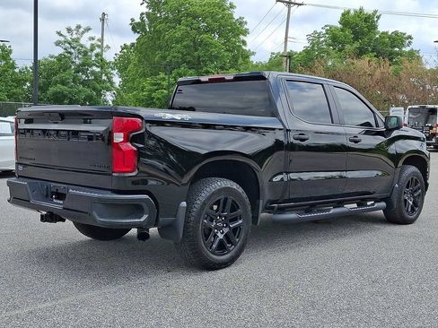 Used 2022 Chevrolet Silverado 1500 Custom w/ Rally Edition AWD/4WD image 9