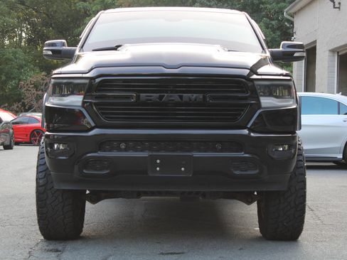 Used 2019 RAM 1500 Laramie AWD/4WD image 3