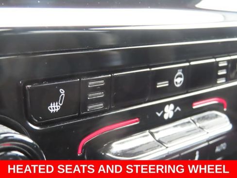 Used 2023 Jeep Grand Cherokee Altitude AWD/4WD image 5
