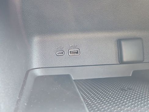 New 2026 Chevrolet Traverse LT w/ Sun and Wheel Package image 12