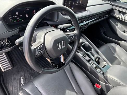 Used 2023 Honda Accord Sport image 13