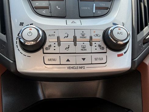 Used 2016 Chevrolet Equinox LTZ FWD image 14