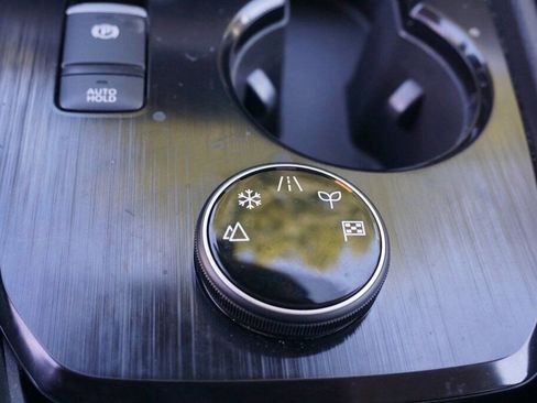 Certified 2024 Nissan Rogue SL image 23