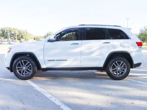 Used 2017 Jeep Grand Cherokee Limited image 4