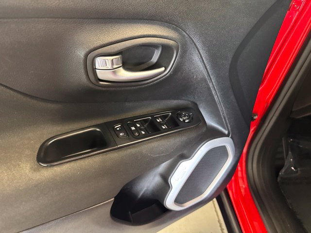 Used 2018 Jeep Renegade Sport w/ Power & Air Group AWD/4WD image 36