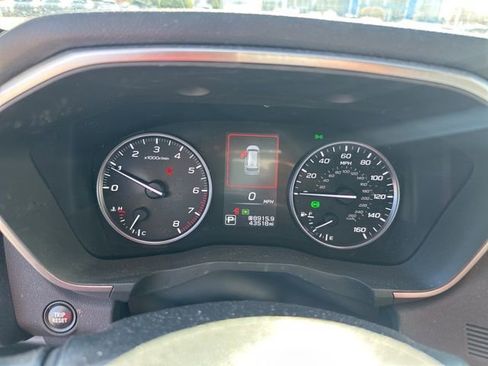 Used 2023 Subaru Ascent Limited image 8