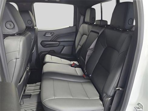 New 2025 GMC Canyon Elevation w/ Convenience Package image 16